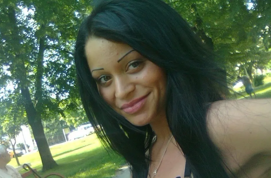 Hélène, 27 ans — rencontre libertine à Saint-Denis