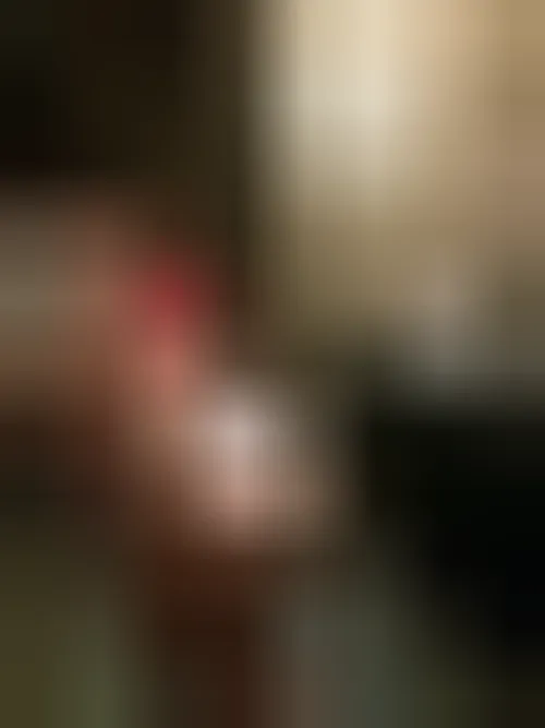 Djamila, 21 ans — rencontre libertine à Paris